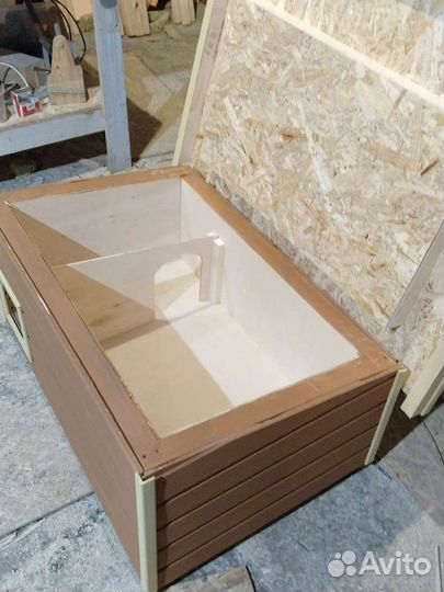 Уличный домик для кошек