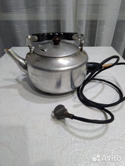 Чайник электрический бу