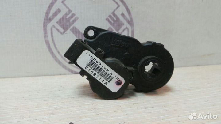 Моторчик привода заслонки печки Peugeot 308 T7 5FS