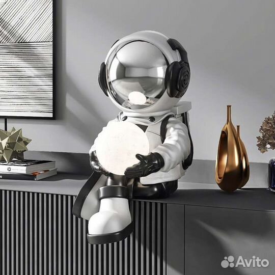 Ночник астронавт