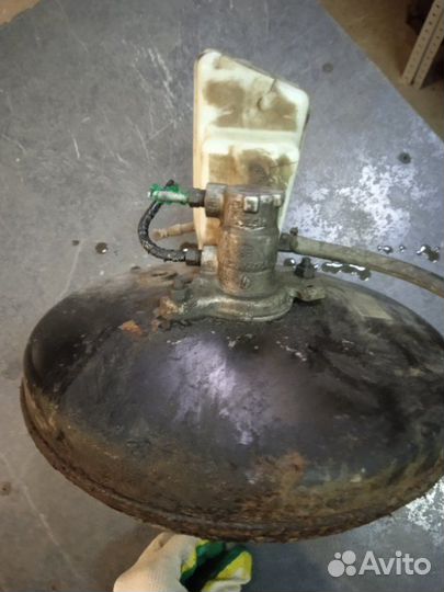 Вакуумный усилитель тормозов Renault Laguna 3