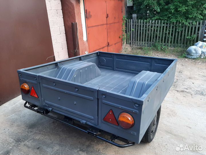 Прицеп на легковой автомобиль