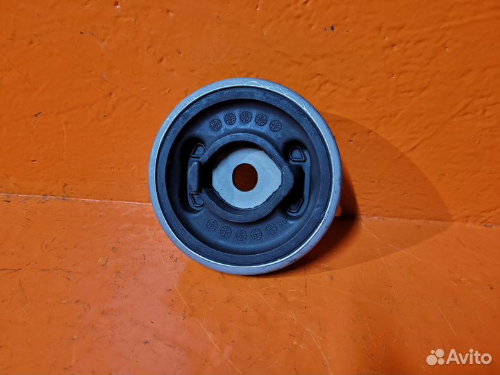 Подушка редуктора toyota altezza