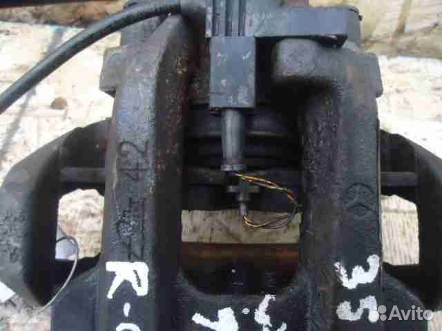 Суппорт задний правый Mercedes R-klasse W251