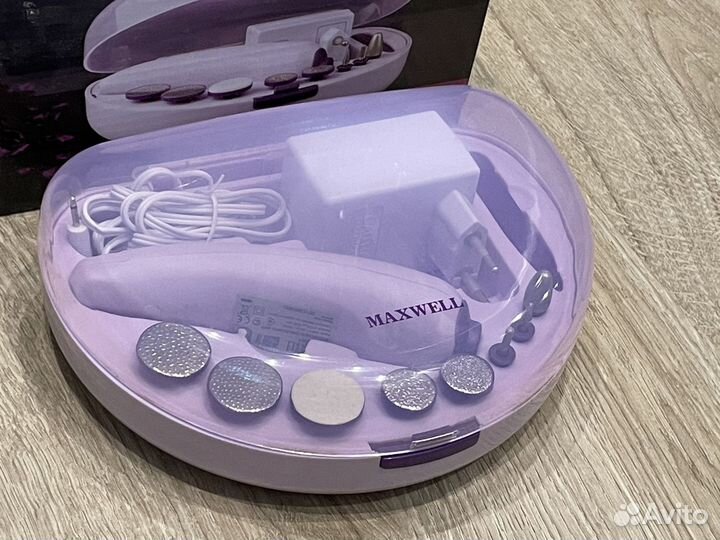 Набор для маникюра и педикюра Maxwell MW-2601