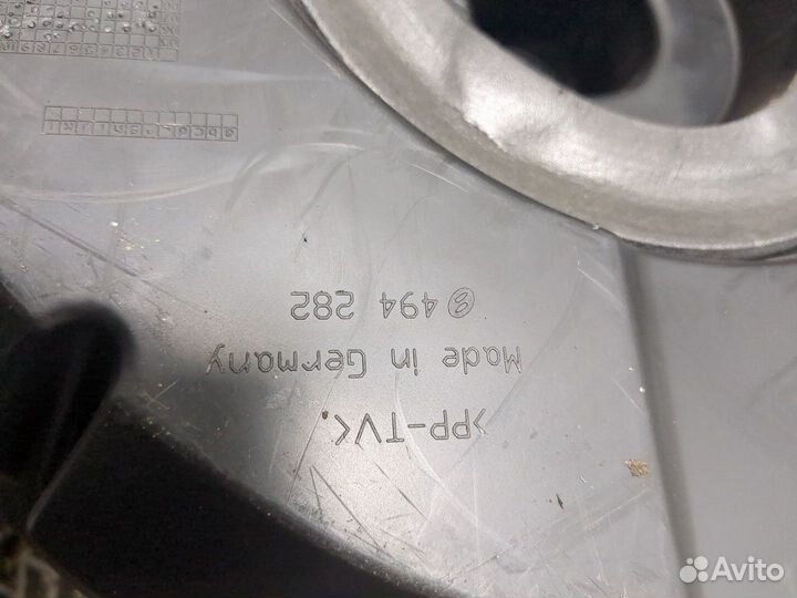 Сабвуфер Audi Q7, 2011