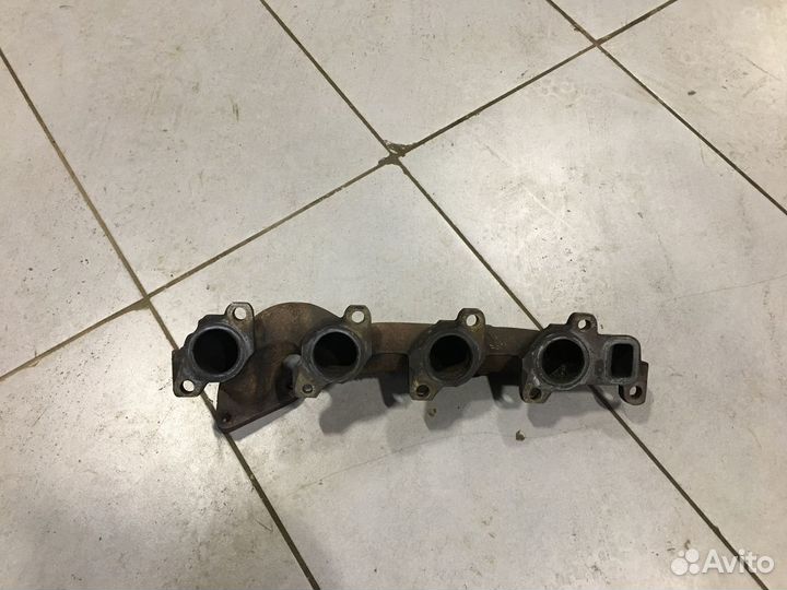 Выпускной коллектор OM611 OM646 mercedes в наличии