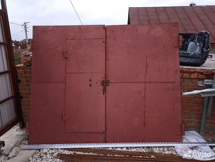 Ворота гаражные металлические бу