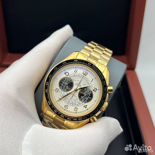 Часы Omega Speedmaster yellow gold