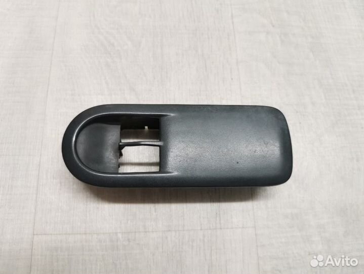 Накладка двери декоративная Renault Megane 2 1.6