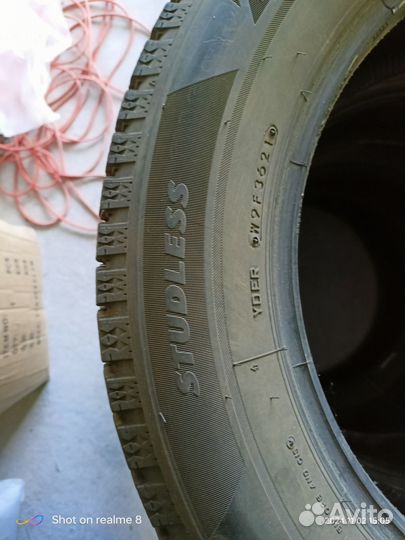 Bridgestone Blizzak Ice 215/60 R17