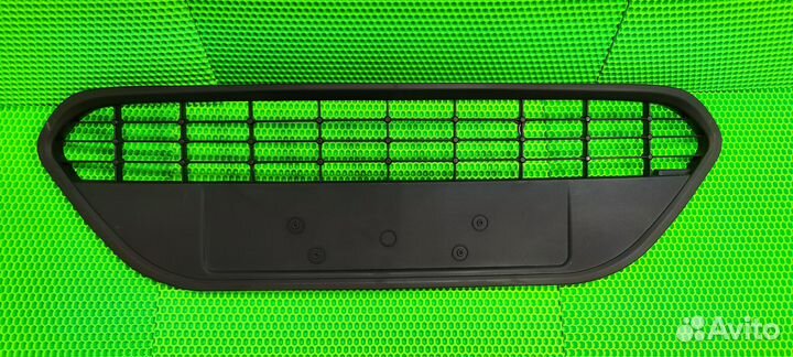 Нижняя решётка радиатора Ford Focus 2