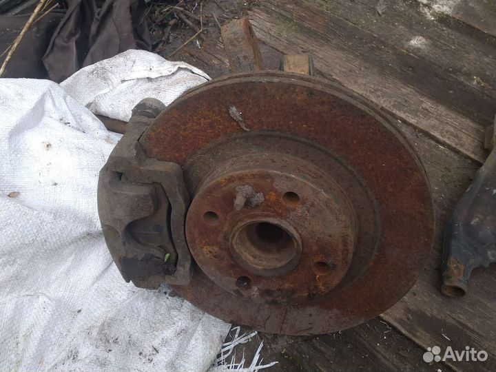 Ступица передняя левая ваз в сборе