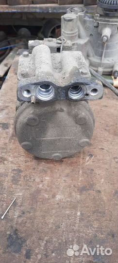 Компрессор кондиционера ивеко стралис