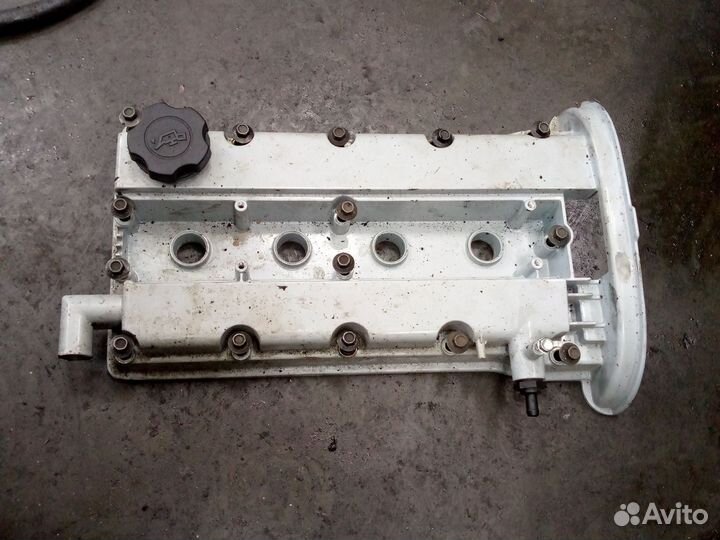 Крышка клапанная f16d3