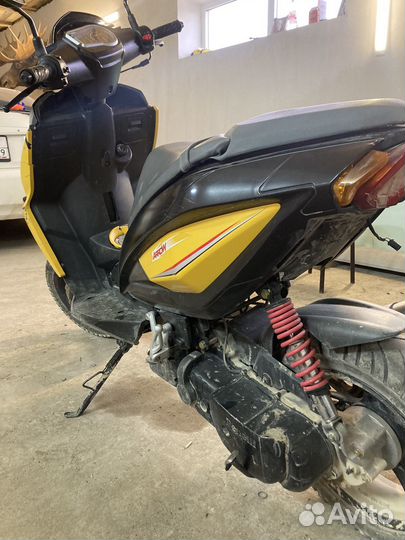 Скутер, Stels Arrow 100 benelli