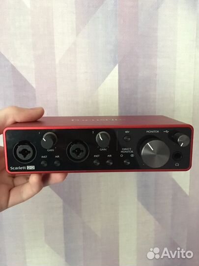 Focusrite Scarlett 2i2 3rd Gen звуковая карта