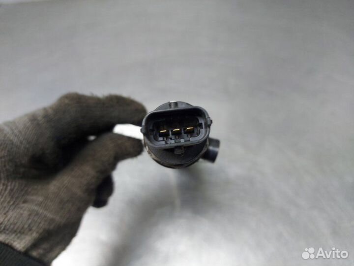 Топливная рейка правая Jeep Grand Cherokee WK2