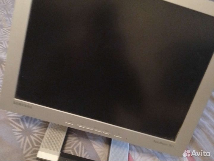 Монитор Samsung 152s