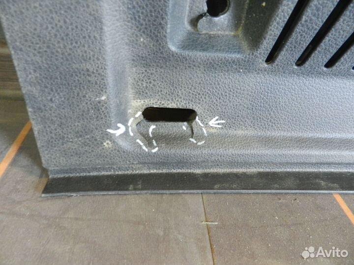 Обшивка багажника - Volkswagen Tiguan