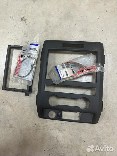 Переходная рамка с проводами Ford F-150