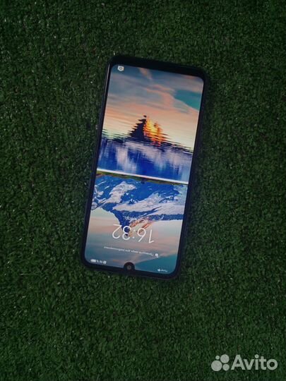 HONOR 10 Lite, 3/64 ГБ