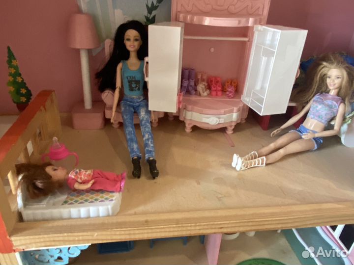 Домик кукольный