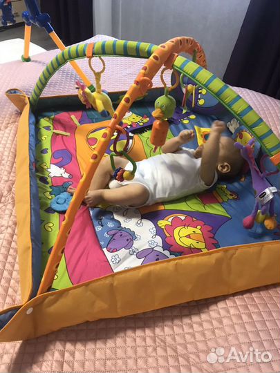 Развивающий коврик