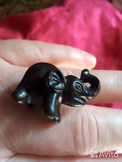Слонёнок статуэтка