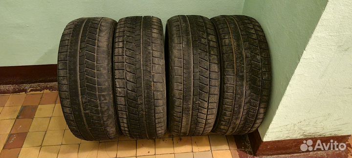 Bridgestone Blizzak VRX 205/55 R16