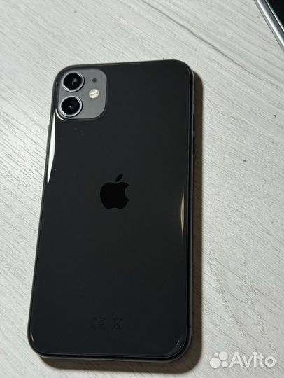 iPhone 11, 64 ГБ