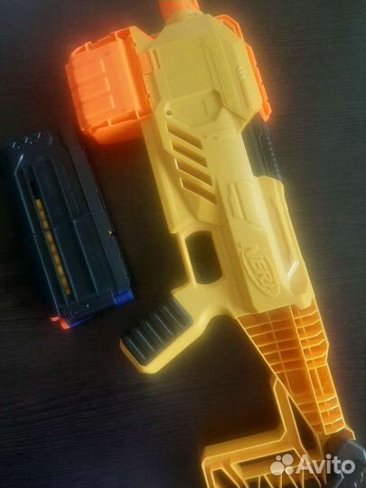 Бластер нерф