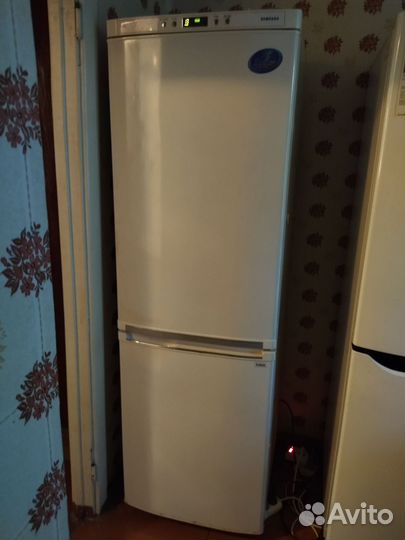 Холодильник бу продам