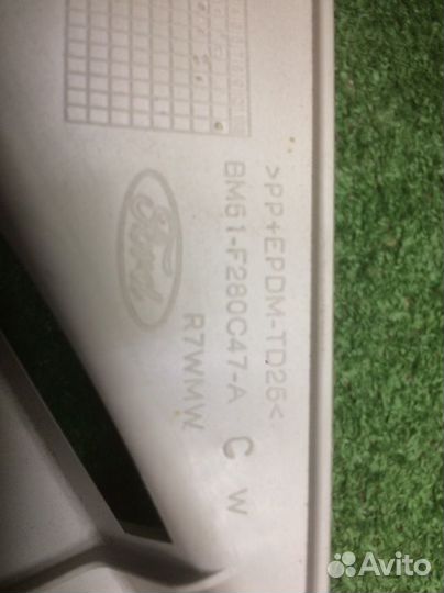 Накладка задней стойки левая Ford Focus 3 седан