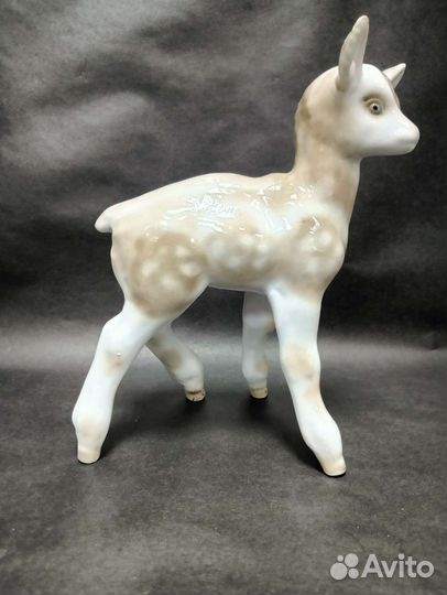 Статуэтка фарфор СССР оленёнок дулëво