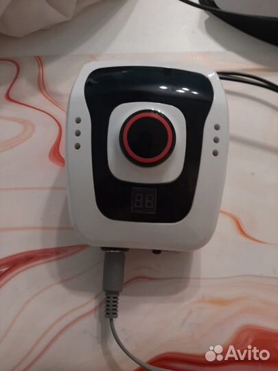 Аппарат для маникюра и педикюра