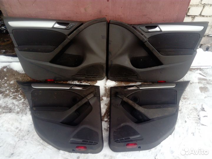 Обшивка двери к-т Volkswagen Golf VI 2009-2013