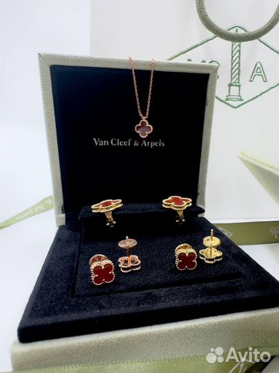 Van cleef колье