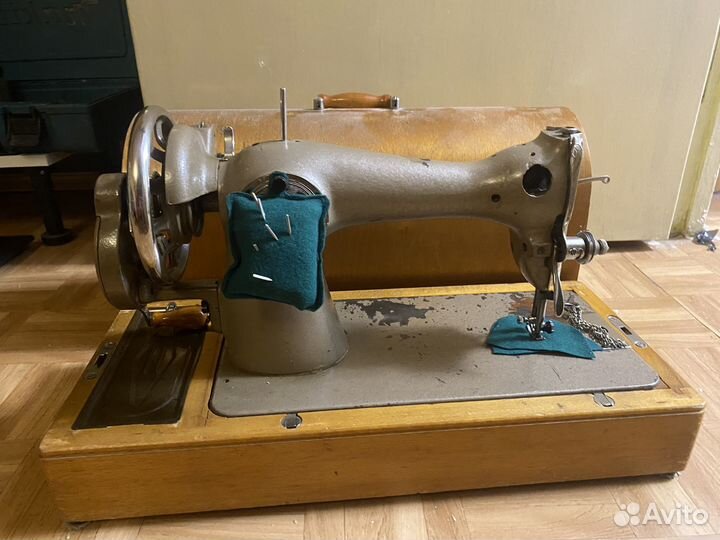 Швейная машинка пмз им калинина