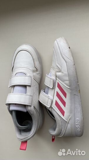 Кроссовки adidas для девочки 36