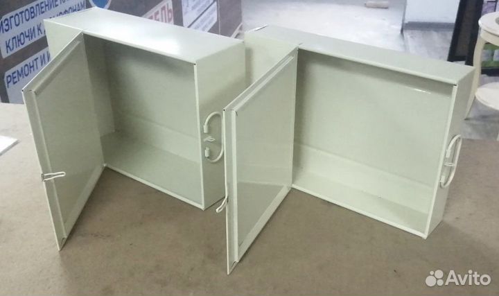 Ящик металлический