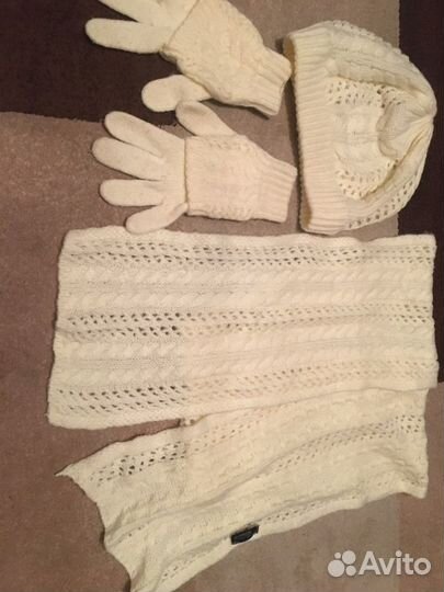 Комплект шапка шарф и перчатки