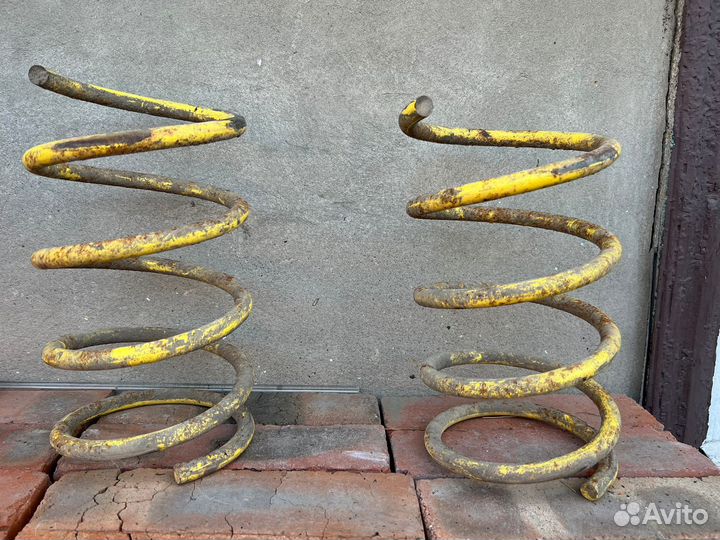 Пружины на акцент