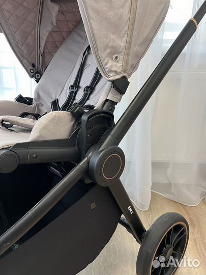 Коляска прогулочная carrello