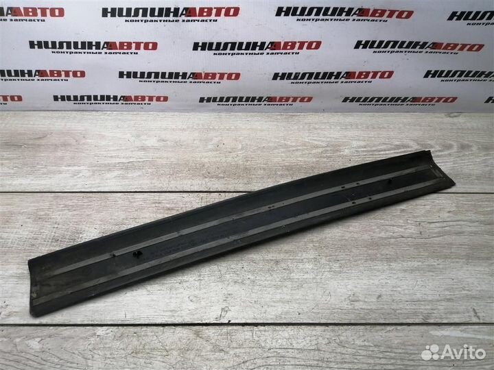 Накладка порога правая Ауди А6 С6