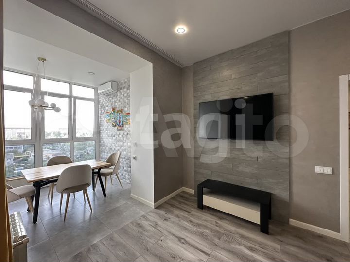 2-к. квартира, 75 м², 9/9 эт.