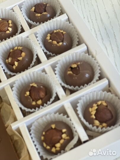 Шоколадные конфеты ручной работы