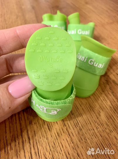 Ботинки для маленьких собак