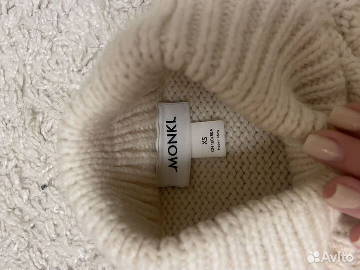 Жилетка вязаная XS