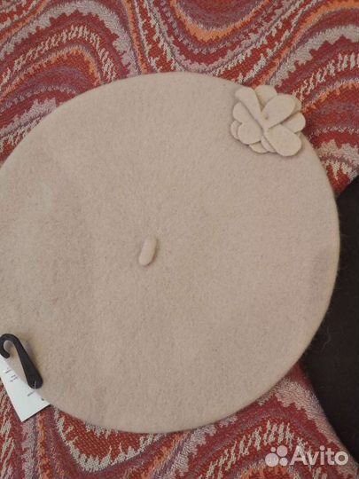 Берет женский